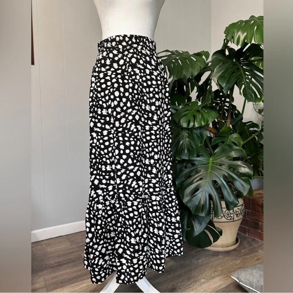 Cato white and black Skirt with elastic waist and pockets. Excellent - Picture 6 of 7